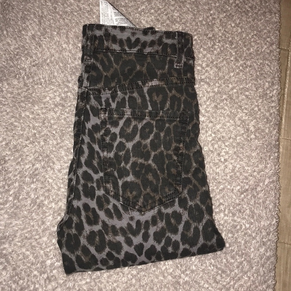 Zara Grey Leopard High Rise Skinny Jeans